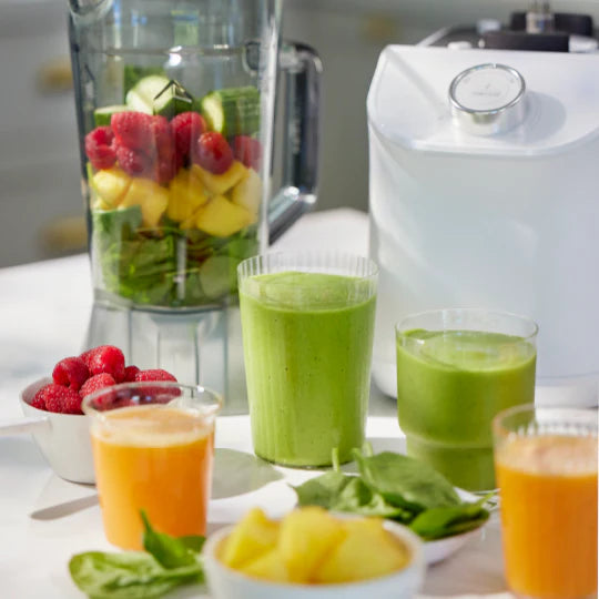 NAMA JUICER AND BLENDER C2